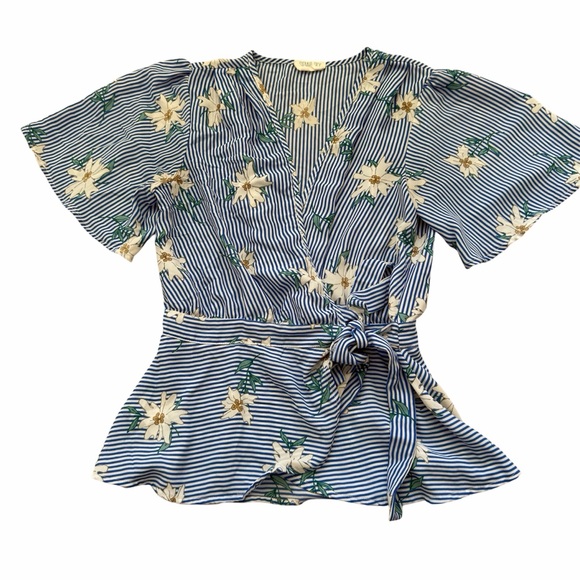 Sienna Sky Blue Stripe Floral Wrap Blouse Small Peplum Tie Waist Top - Picture 2 of 8
